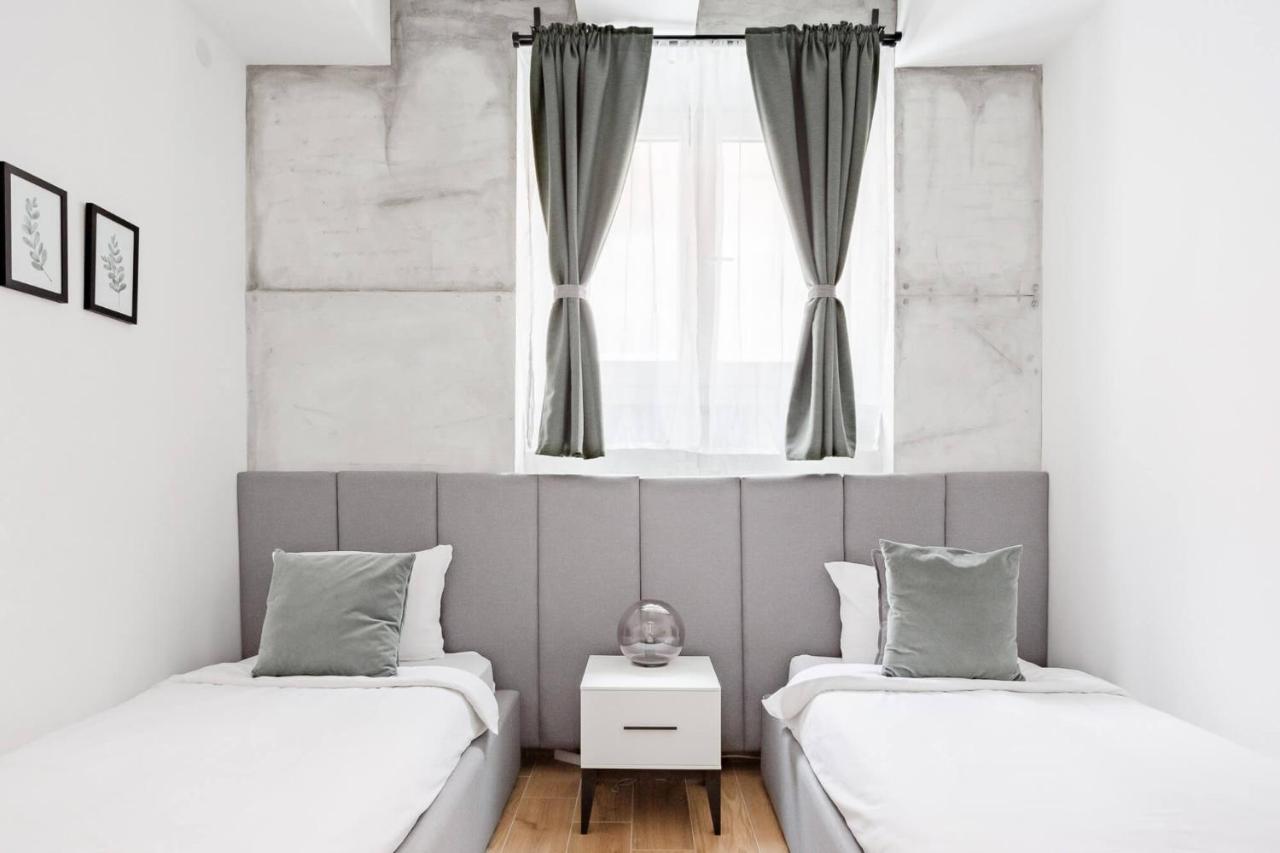 Hostgost Selected Suites - Molerova 9 Belgrado Buitenkant foto