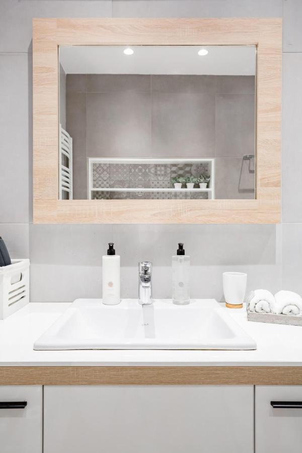 Hostgost Selected Suites - Molerova 9 Belgrado Buitenkant foto